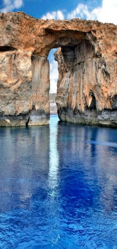 Blue Window, Malta